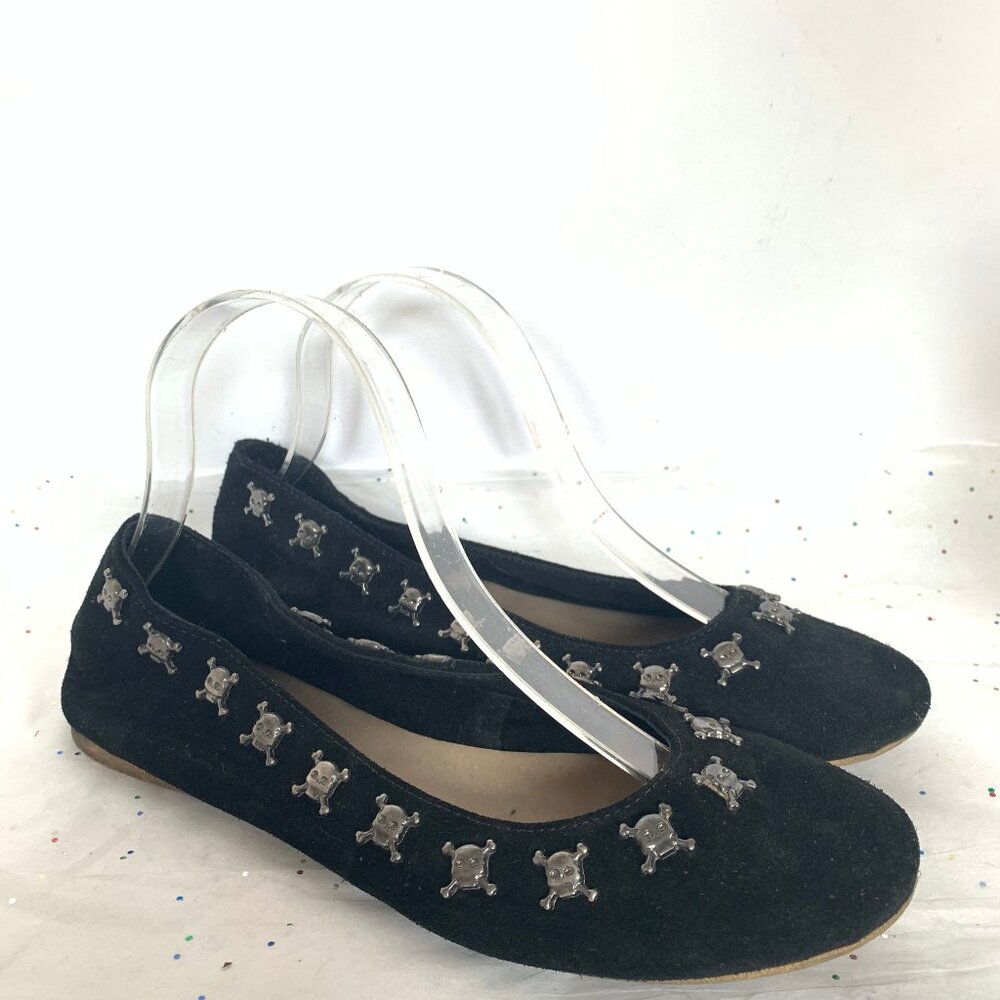 Ann Tuil Paris Black Suede Ballet Flats Metal Skull and Crossbones Rivet 39 Goth - Picture 2 of 15